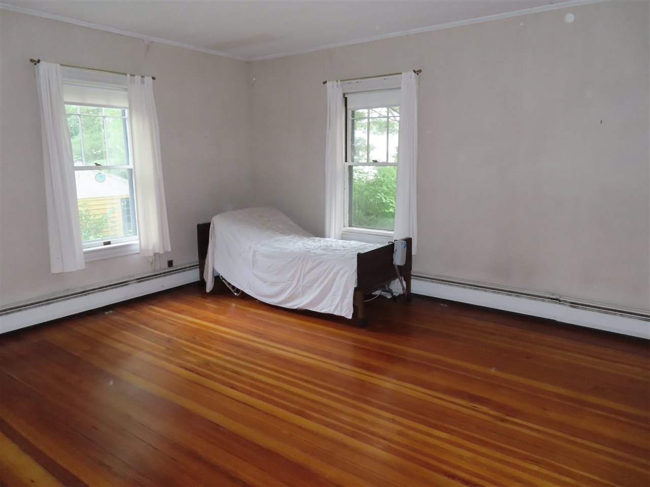 260 Roxbury Street Keene, NH 03431 - Photo 13 of 22