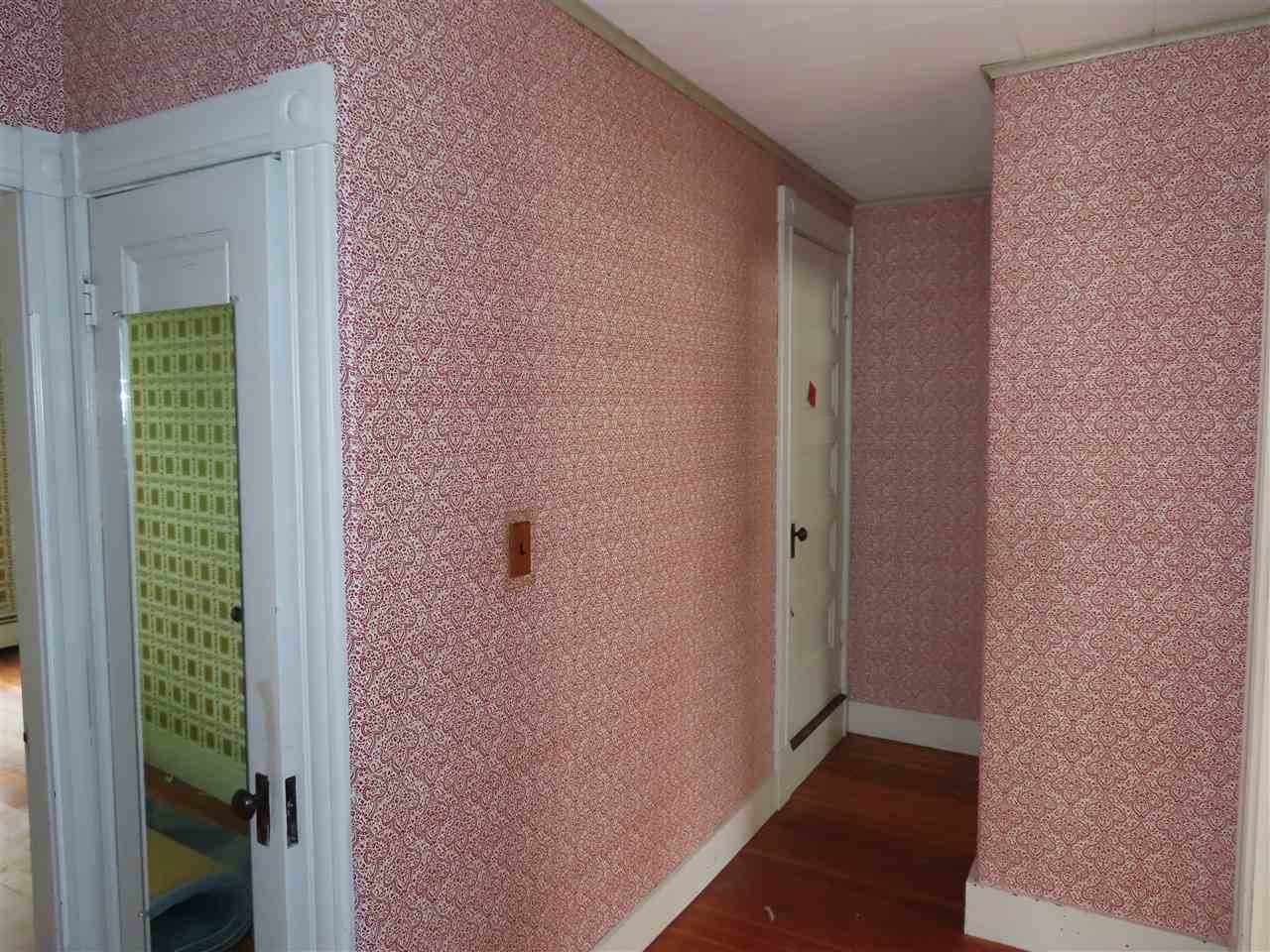 260 Roxbury Street Keene, NH 03431 - Photo 14 of 22