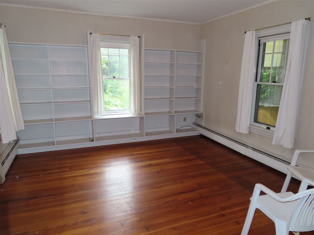 260 Roxbury Street Keene, NH 03431 - Photo 5 of 22