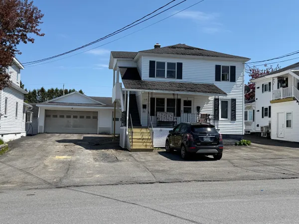 $89,000 | 168 Pleasant Avenue, Madawaska, ME 04756
