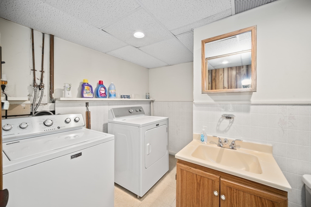109 Darby Road Brockton, MA 02302 - Photo 17 of 21