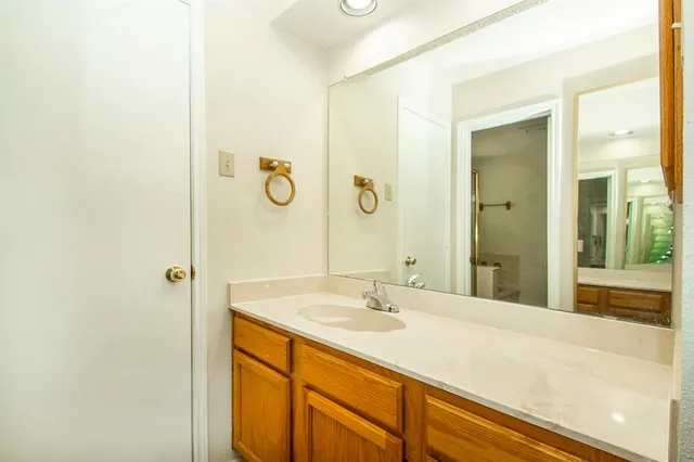 $2,595 | 8406 Americas Cup, Rowlett, TX 75089