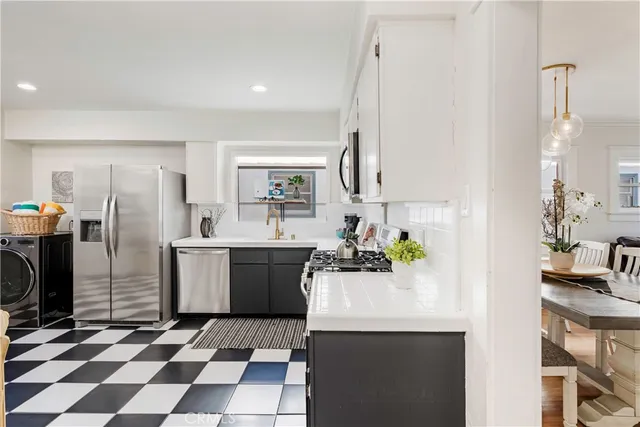 $1,497,000 | 205 Argonne Avenue, Long Beach, CA 90803