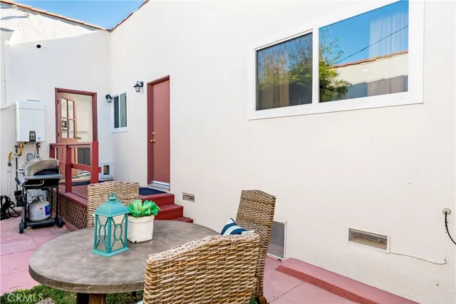 $1,497,000 | 205 Argonne Avenue, Long Beach, CA 90803