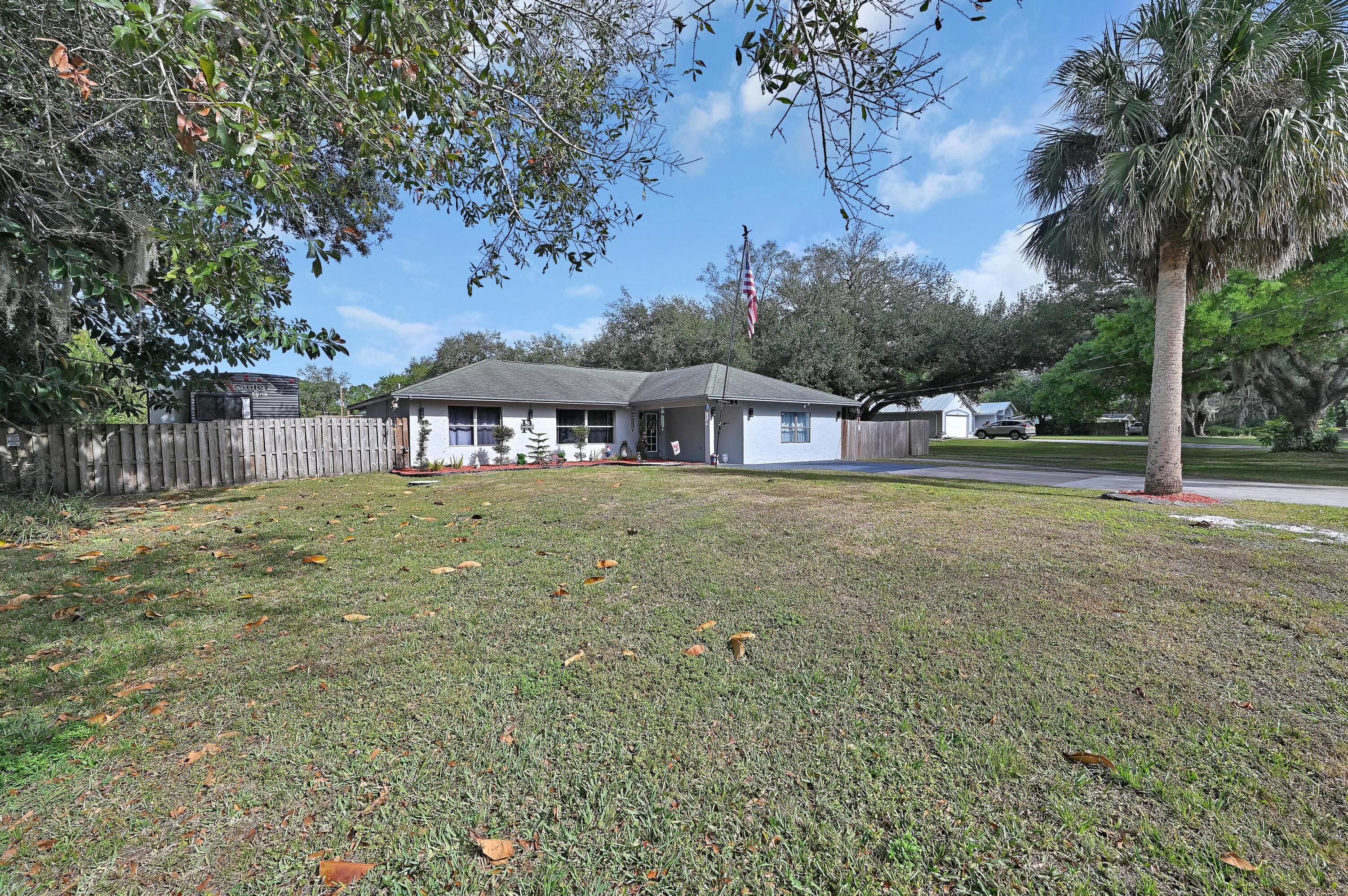 2404 Dade Road Fort Pierce, FL 34982 - Photo 60 of 61 FRONT VIEW