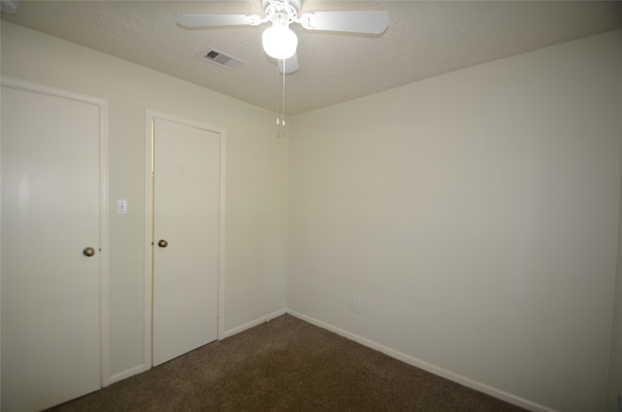 56 Fallshire Drive Spring, TX 77381 - Photo 12 of 16