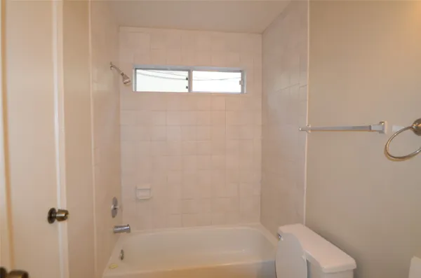 $1,875 | 56 Fallshire Drive, Spring, TX 77381