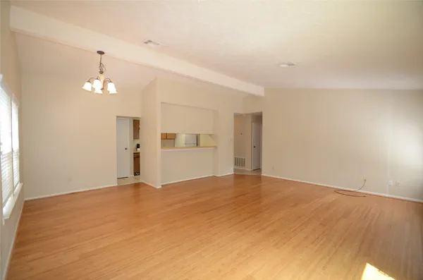 $1,875 | 56 Fallshire Drive, Spring, TX 77381