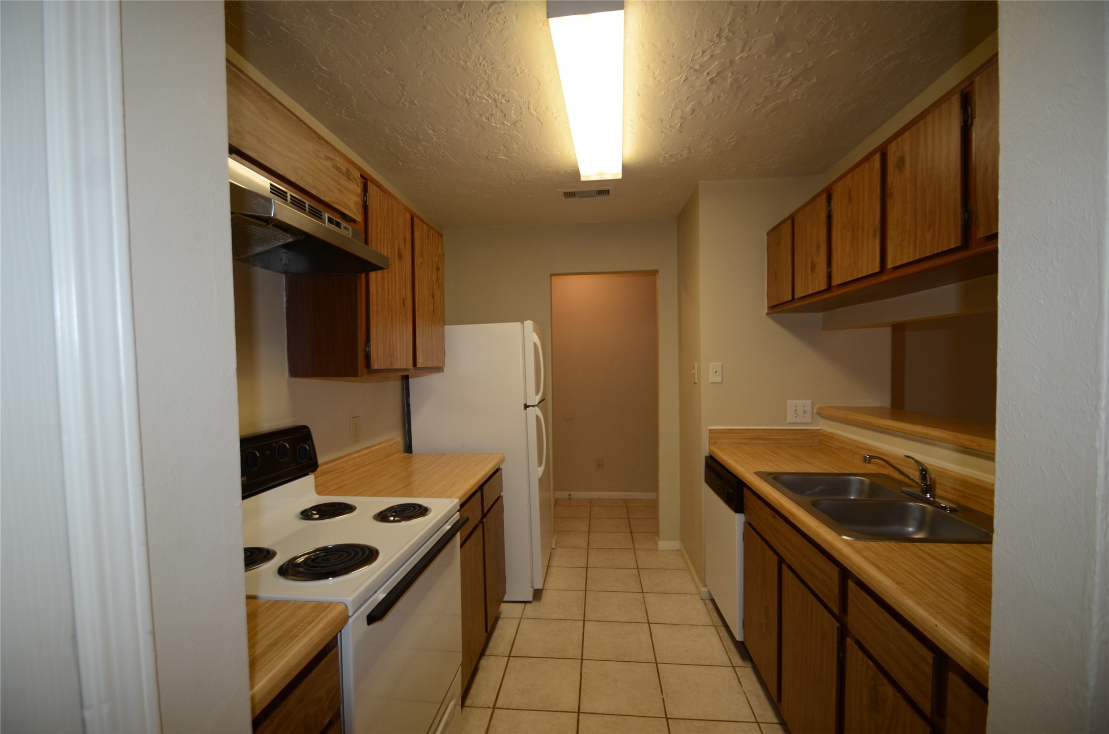 56 Fallshire Drive Spring, TX 77381 - Photo 5 of 16