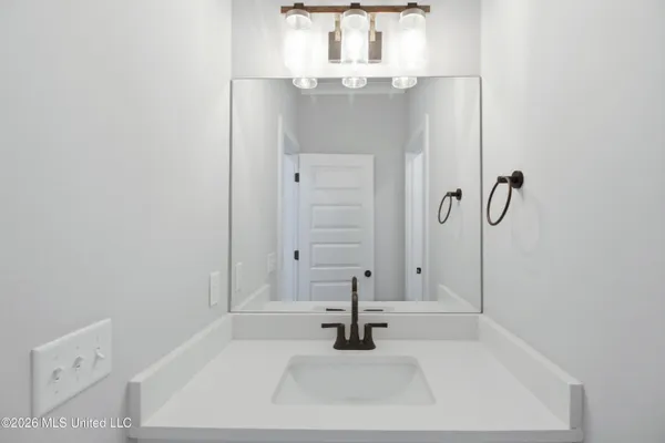 $585,000 | 112 Biltmore Cove, Flowood, MS 39232