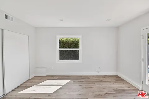 $16,000 | 2383 Panorama Terrace, Los Angeles, CA 90039