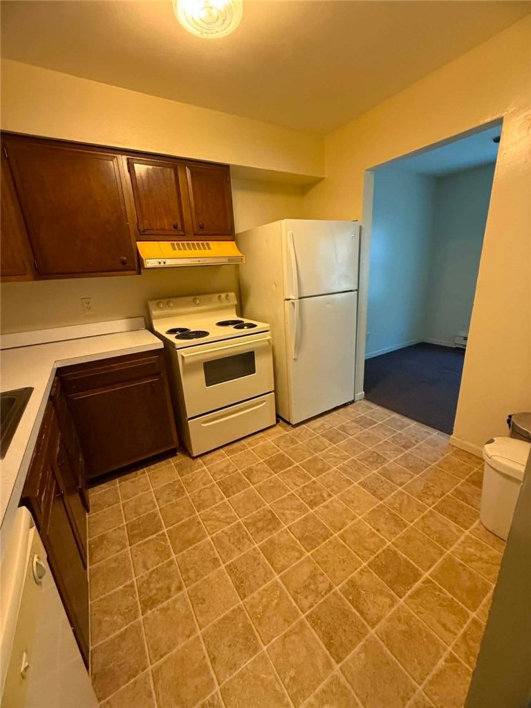 190 Grandview Apartments Road Roxbury, NY 12434 - Photo 6 of 29