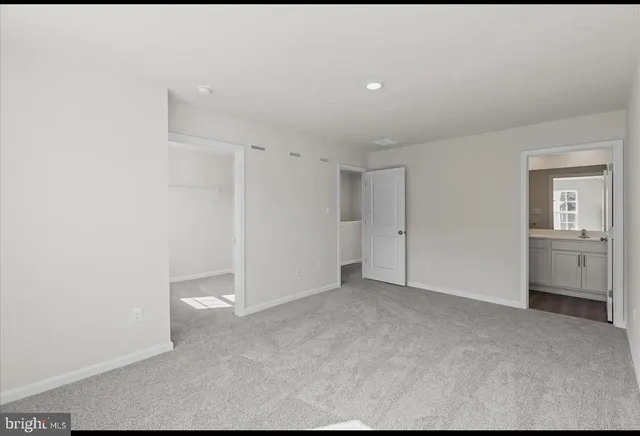 $2,800 | 31 Whaler Drive, Runnemede, NJ 08078