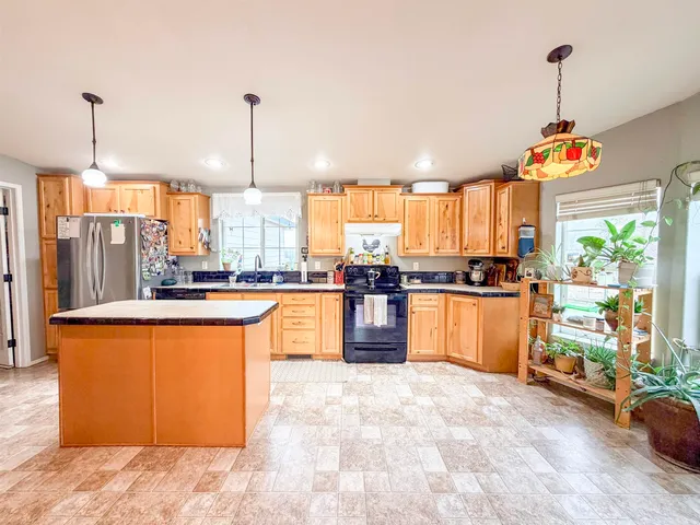 $440,000 | 1210 Spring Way, Evans, WA 99126