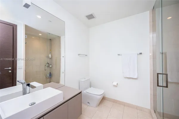 $18,000 | 1000 Brickell Plaza, Unit PH5004, Miami, FL 33131