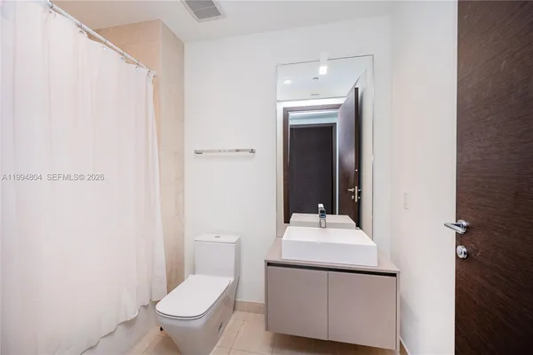 $18,000 | 1000 Brickell Plaza, Unit PH5004, Miami, FL 33131