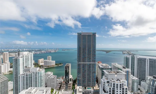$18,000 | 1000 Brickell Plaza, Unit PH5004, Miami, FL 33131