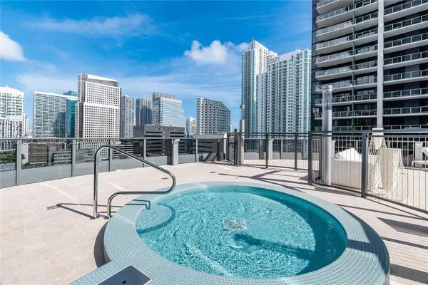 $18,000 | 1000 Brickell Plaza, Unit PH5004, Miami, FL 33131