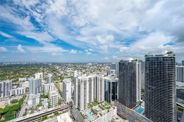 $18,000 | 1000 Brickell Plaza, Unit PH5004, Miami, FL 33131