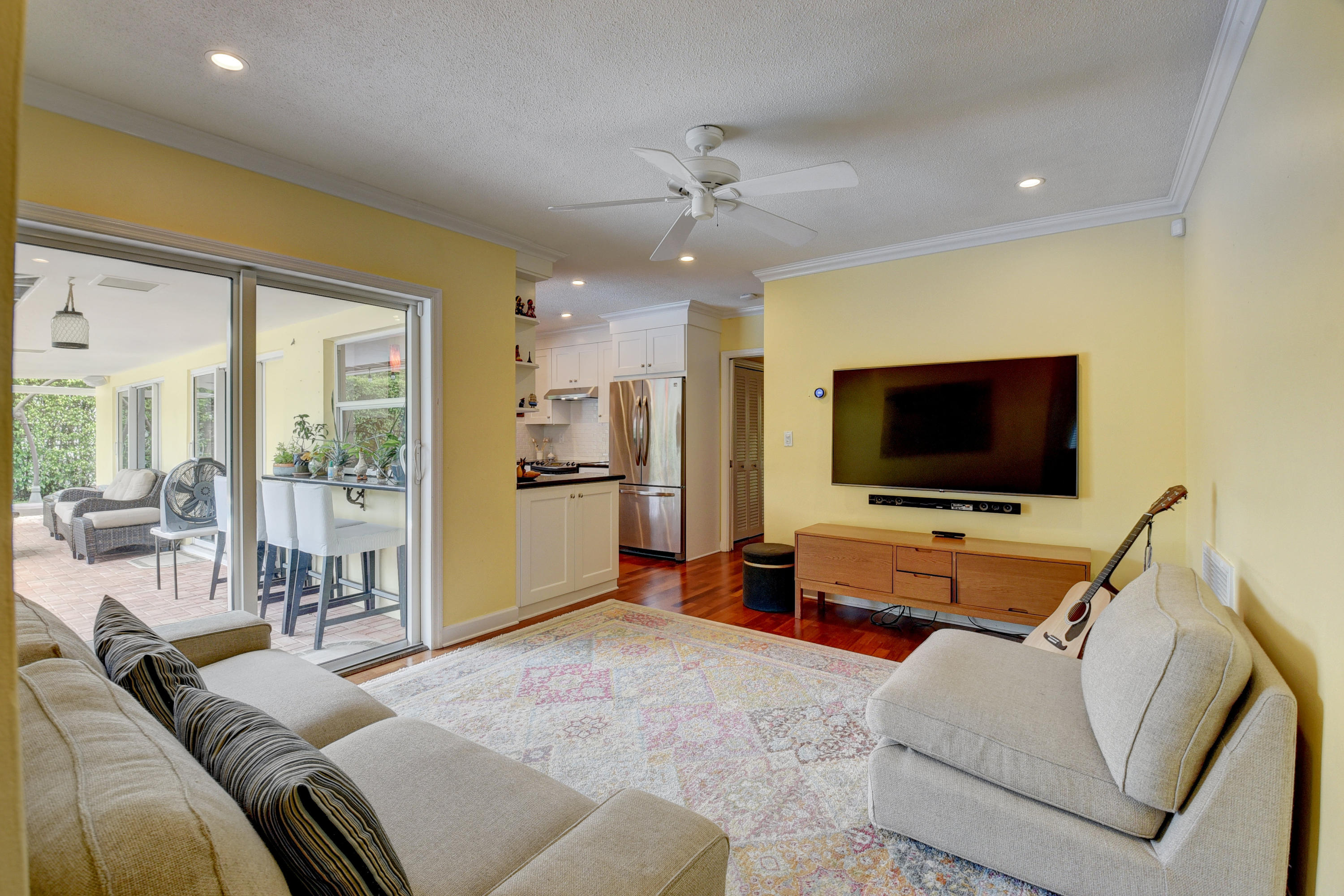 1031 Northwest 6th Street Boca Raton, FL 33486 - Photo 11 of 29 Family room
