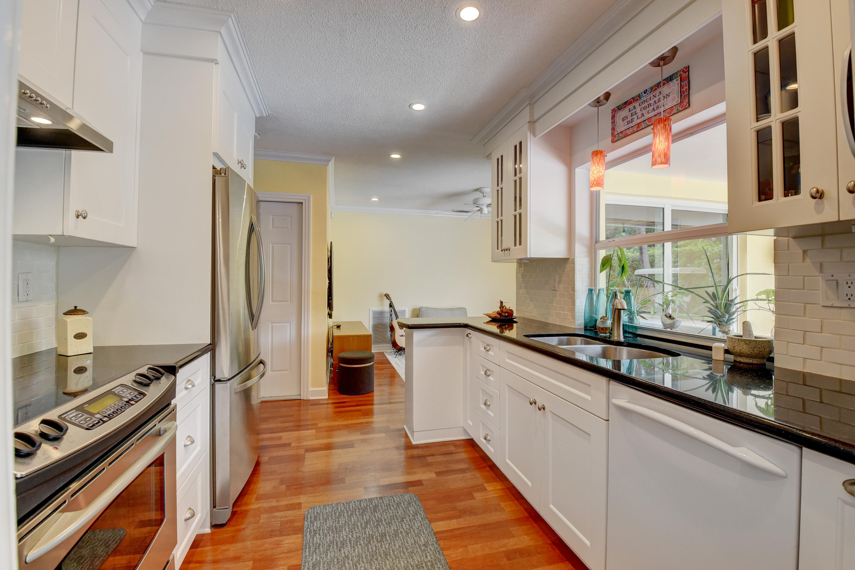 1031 Northwest 6th Street Boca Raton, FL 33486 - Photo 16 of 29 Kitchen