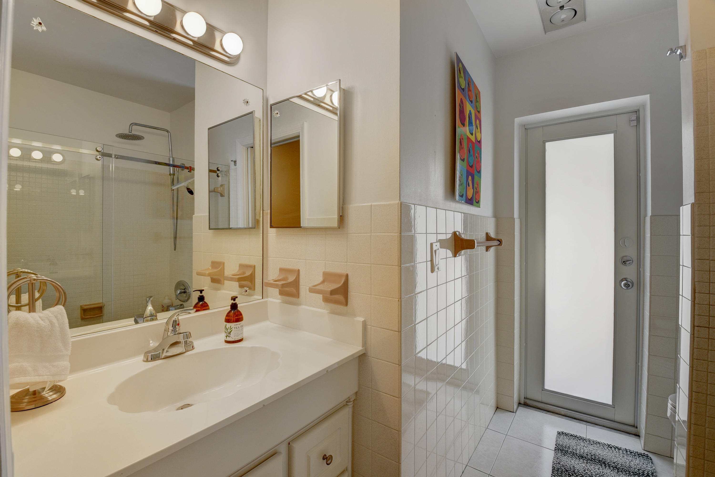 1031 Northwest 6th Street Boca Raton, FL 33486 - Photo 20 of 29 Bath 2 cabana