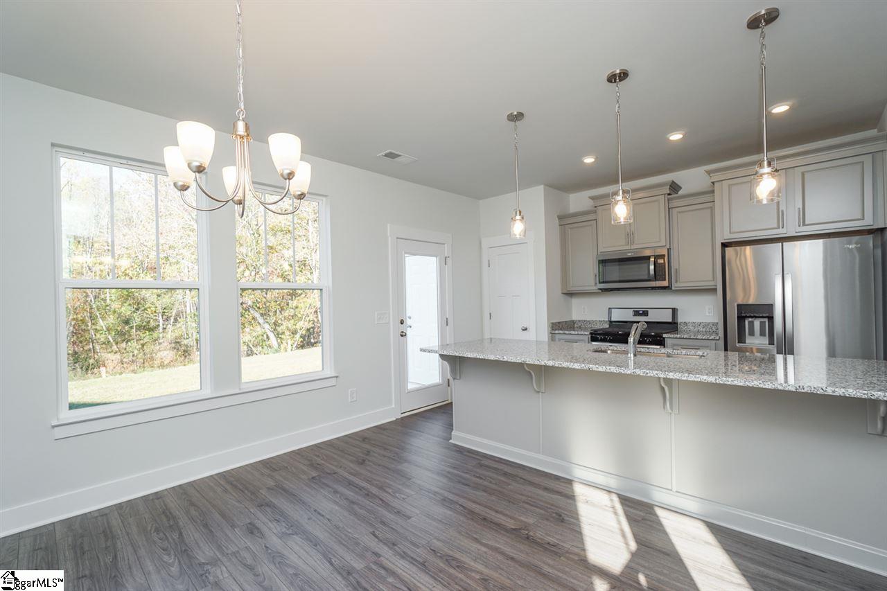 9 Meteora Way Greenville, SC 29609 - Photo 4 of 31