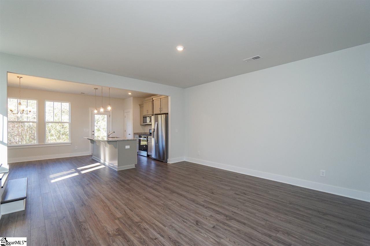 9 Meteora Way Greenville, SC 29609 - Photo 6 of 31