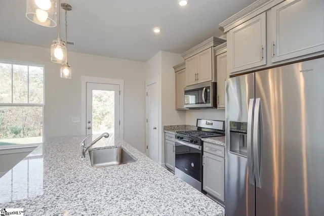 $1,950 | 9 Meteora Way, Greenville, SC 29609