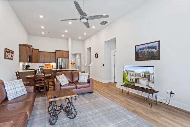 $370,000 | 327 Grange Vly Lane, Central, SC 29630