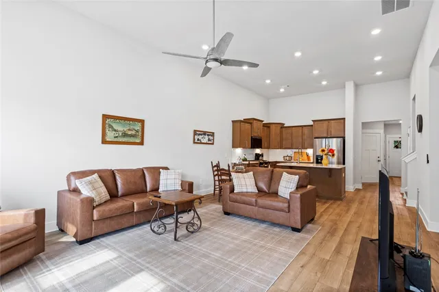 $370,000 | 327 Grange Vly Lane, Central, SC 29630