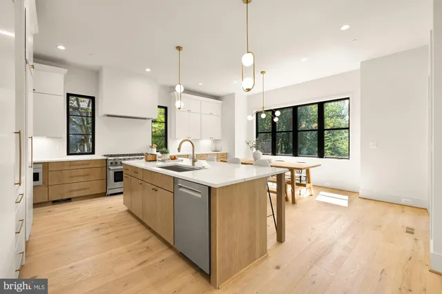 $3,200,000 | 5452 Mohican Road, Bethesda, MD 20816