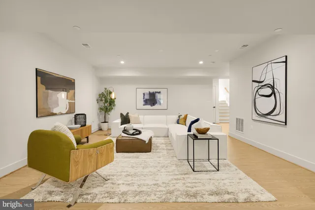 $3,200,000 | 5452 Mohican Road, Bethesda, MD 20816