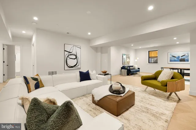 $3,200,000 | 5452 Mohican Road, Bethesda, MD 20816