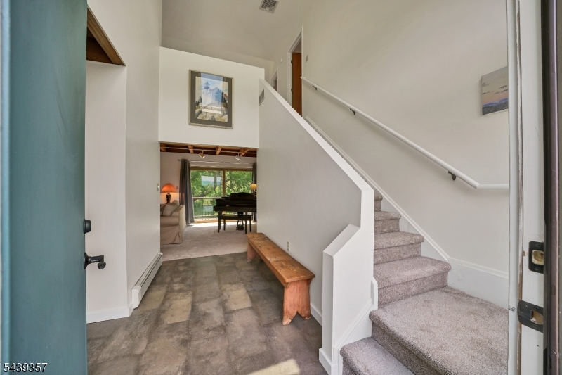 33 Dry Road Blairstown, NJ 07825 - Photo 4 of 30