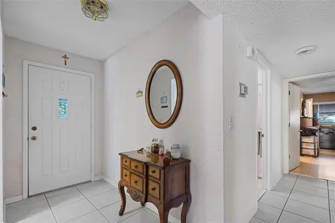 $349,000 | 1811 49th Street North, St. Petersburg, FL 33710