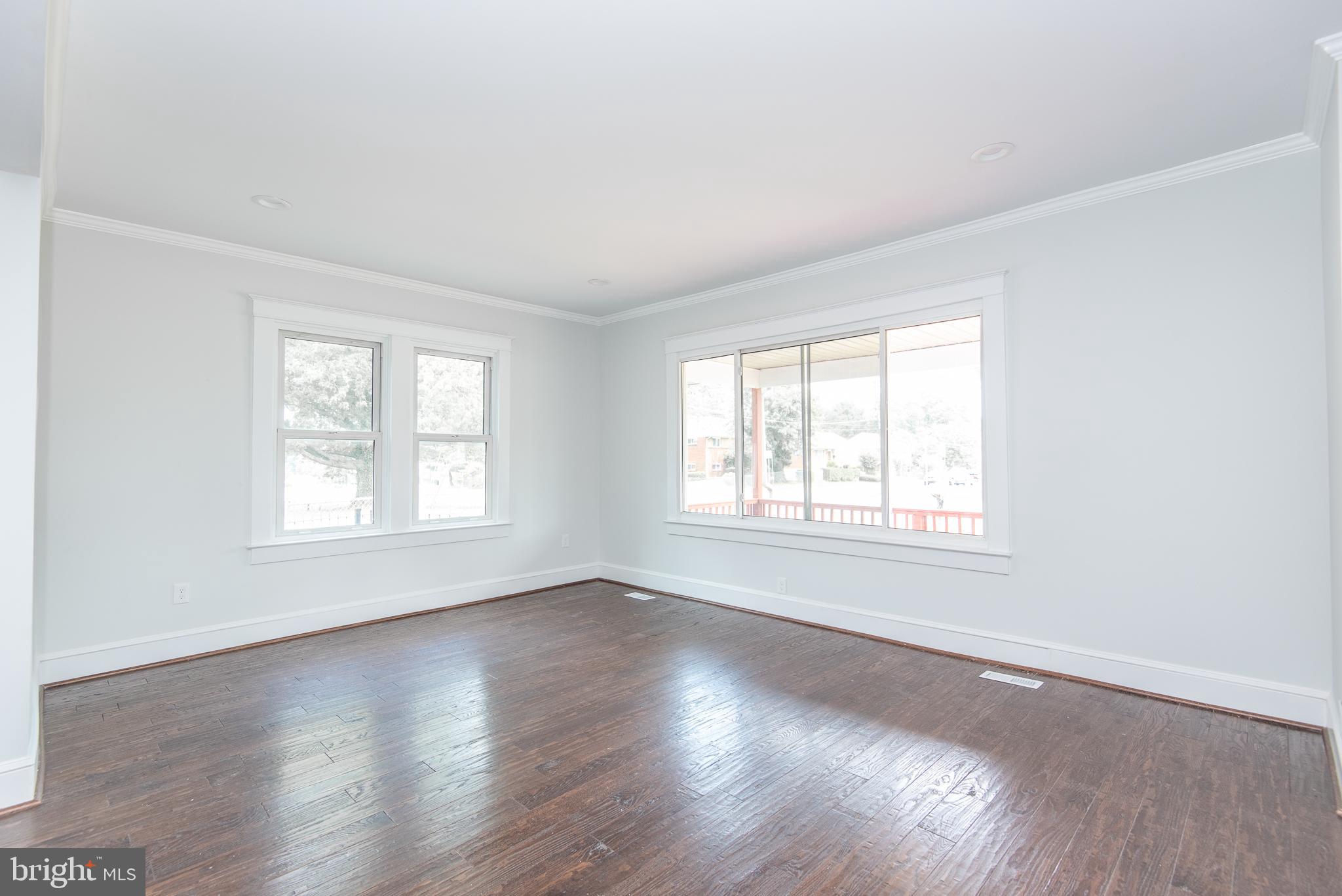 403 Addison Road South Capitol Heights, MD 20743 - Photo 8 of 39 Gallery Image 8