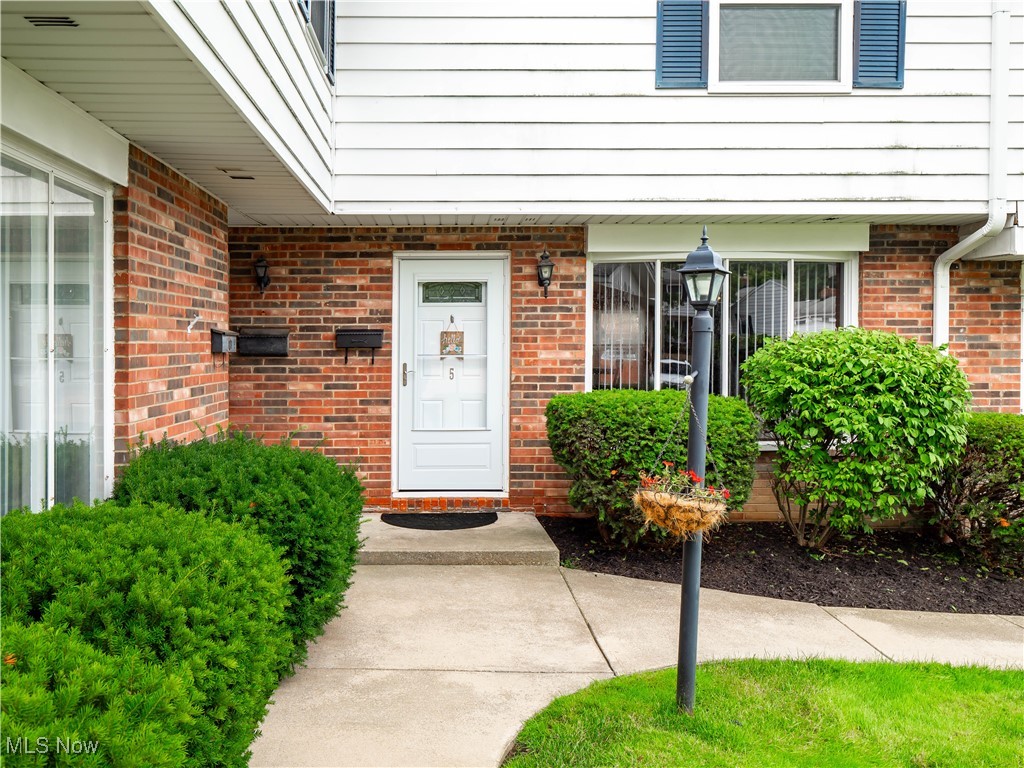 6488 State Road, Unit B5 Cleveland, OH 44134 - Photo 1 of 23 View of exterior entry