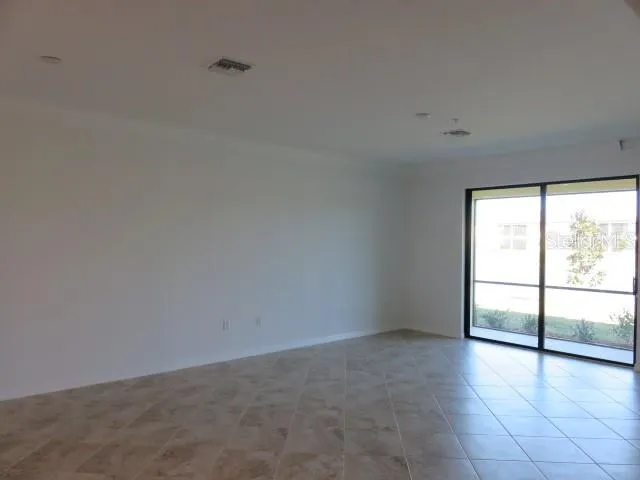 $2,250 | 20410 Lagente Circle, Unit 20410, Venice, FL 34293