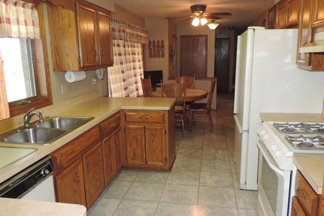 28040 South Cedar Road Manhattan, IL 60442 - Photo 5 of 16