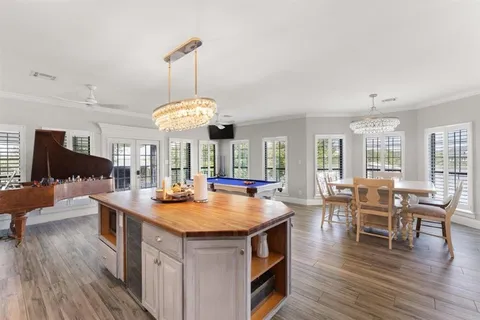 $699,000 | 4225 West Tank Farm Road, Lake Charles, LA 70605