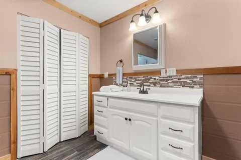 $699,000 | 4225 West Tank Farm Road, Lake Charles, LA 70605