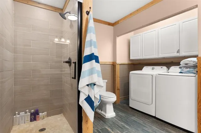 $699,000 | 4225 West Tank Farm Road, Lake Charles, LA 70605