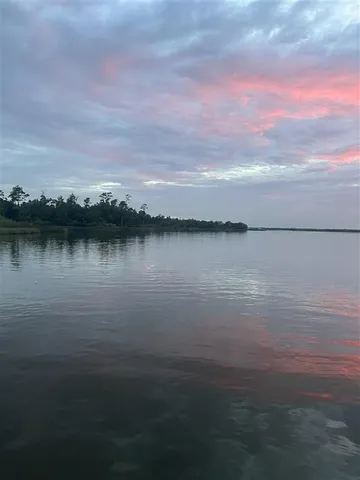 $699,000 | 4225 West Tank Farm Road, Lake Charles, LA 70605