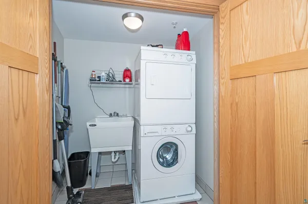$850,000 | 2126 East Water Street, Unit L306, Duluth, MN 55812