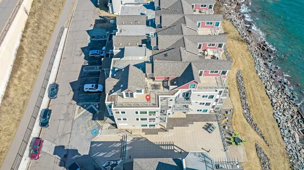 $850,000 | 2126 East Water Street, Unit L306, Duluth, MN 55812