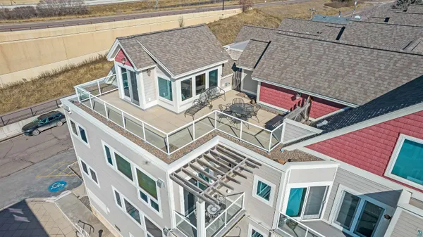 $850,000 | 2126 East Water Street, Unit L306, Duluth, MN 55812