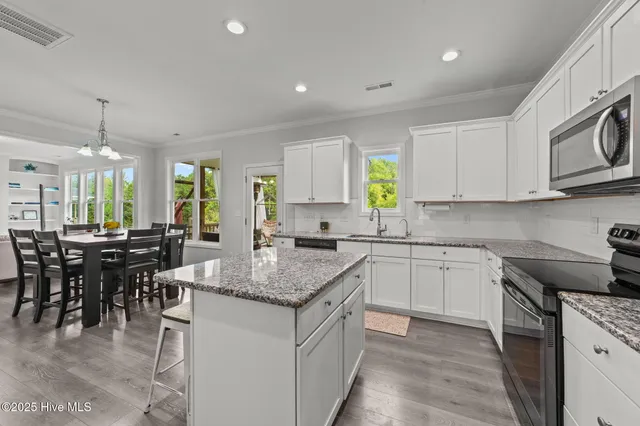 $419,000 | 117 Landry Court, Clayton, NC 27527