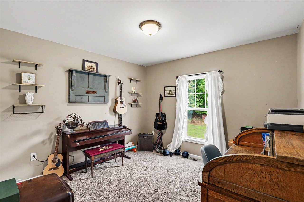 2404 Froede Road Caro, MI 48723 - Photo 17 of 42