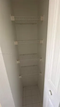 $2,300 | 677 Southwest 111th Avenue, Unit 204, Pembroke Pines, FL 33025